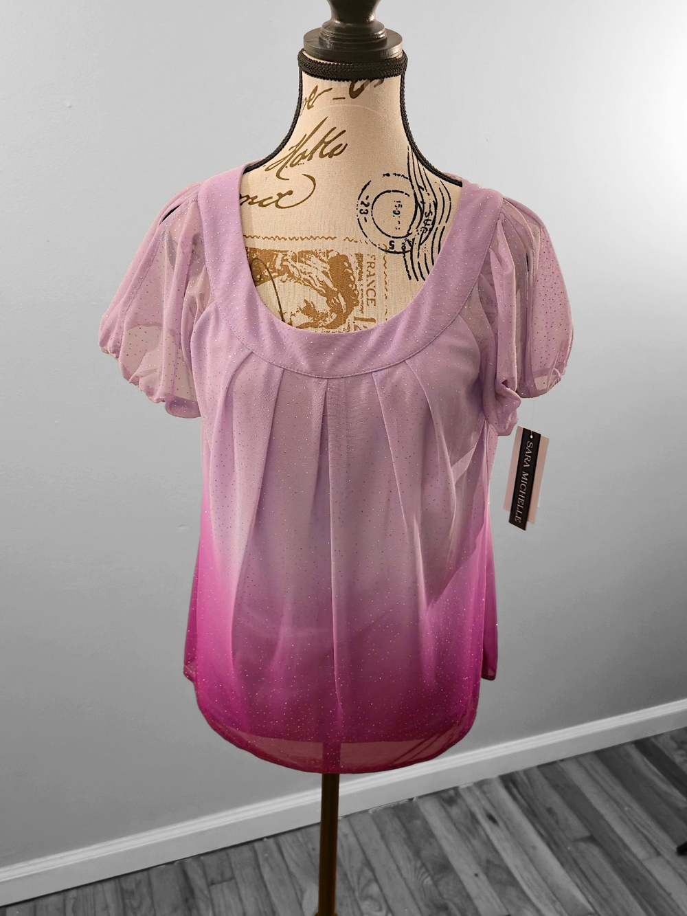Sara Michelle Lavender-to-Fuchsia Ombre Puff Sleeve Blouse